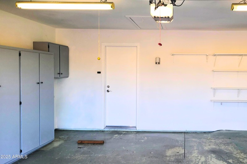 67819340-865b-43cf-a4ae-183255fd1b1f