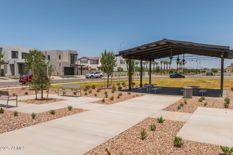 Avalon Crossing Community photos-16