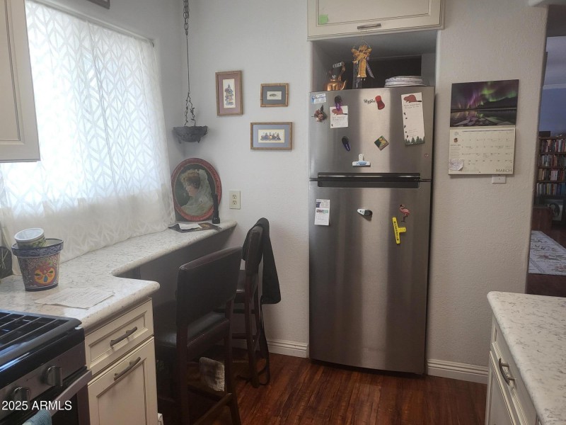 GRANITE COUNTER TOPS