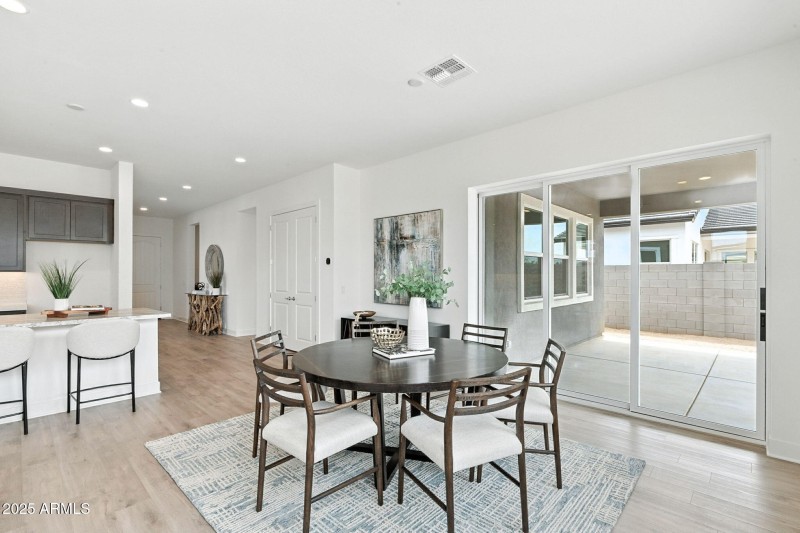 25-web-or-mls-Tin-25