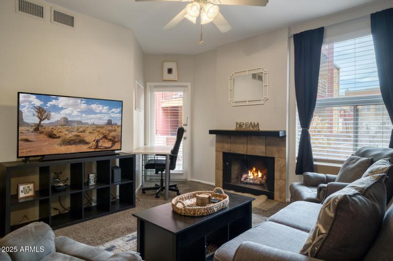 154 W 5th St #133 - 212