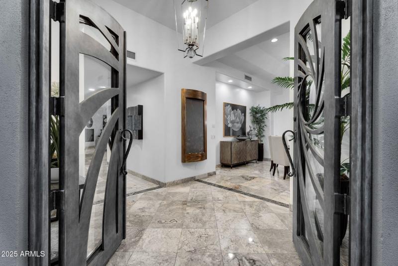 157-web-or-mls-17th Twilight-09