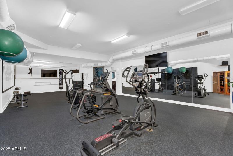 65-web-or-mls-N17thPl-65