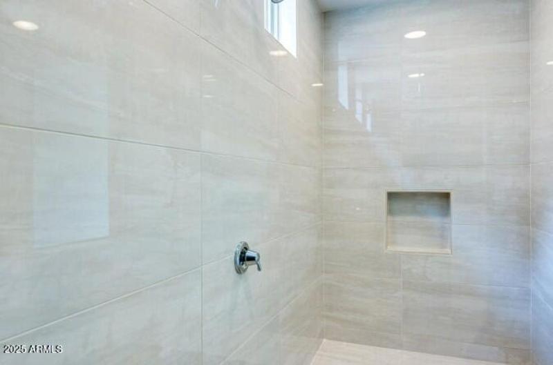 20210819213305152834000000-o