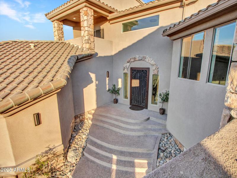 19-Balcony-off-Kitchen-and-Family-room-(