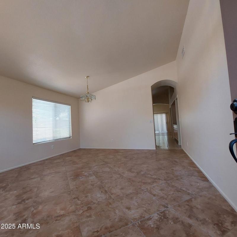 11219W.VernonAvePics3