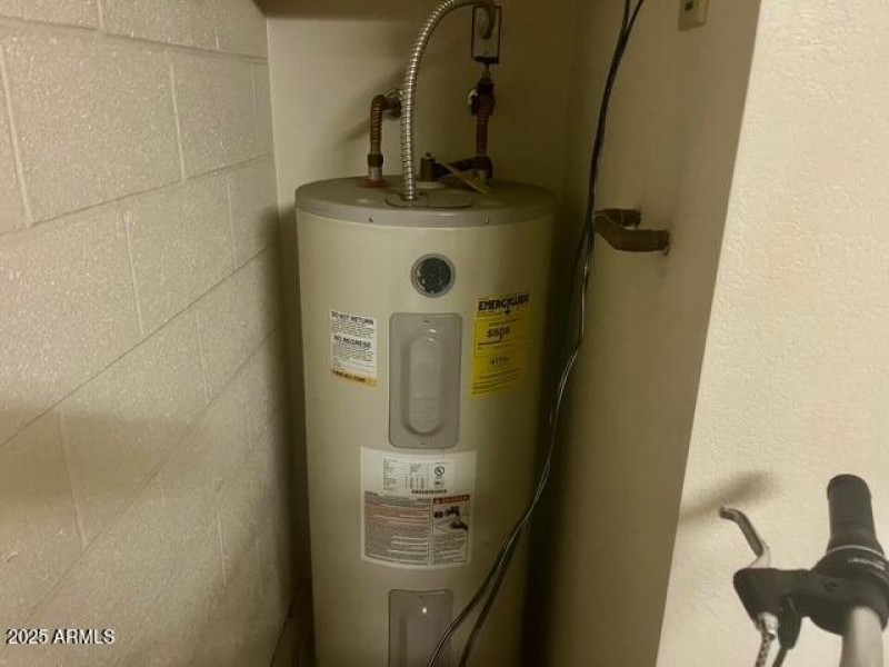 7950 - water heater