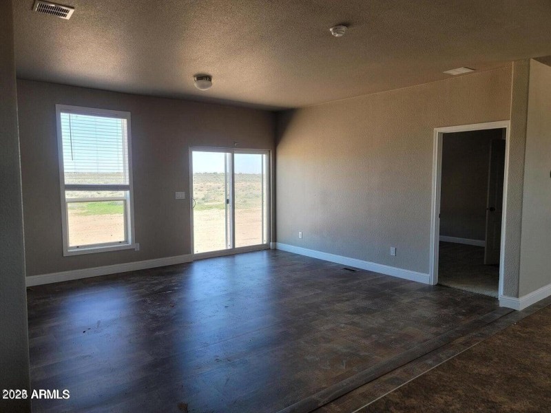 20240514181336540475000000-o