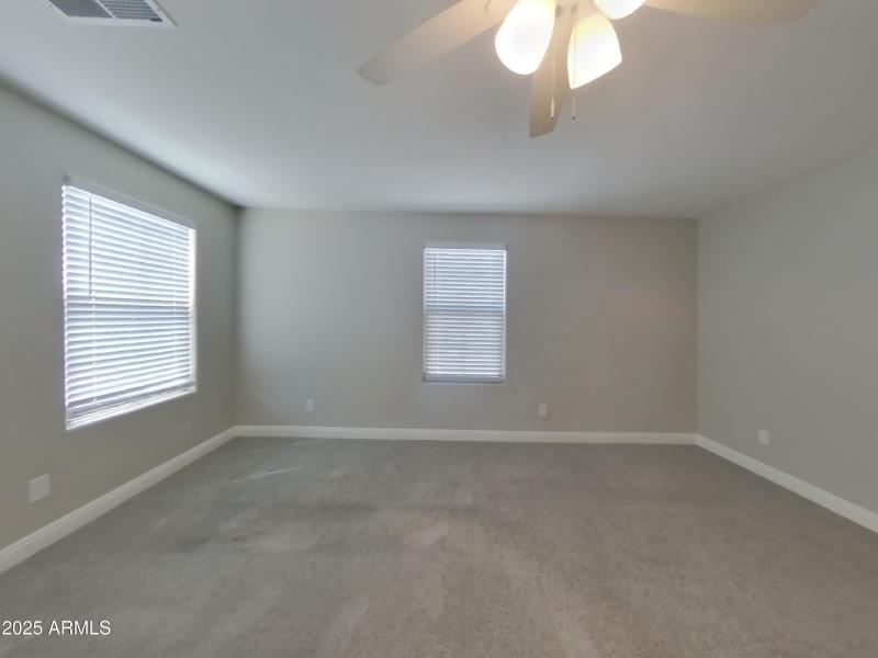 9_pc_yiTTMdktiT_7l7yU66W7w_layout_0