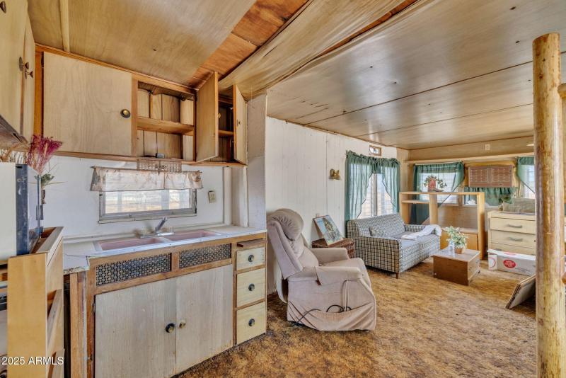 21-web-or-mls-15775 US-60, Gold Canyon-2