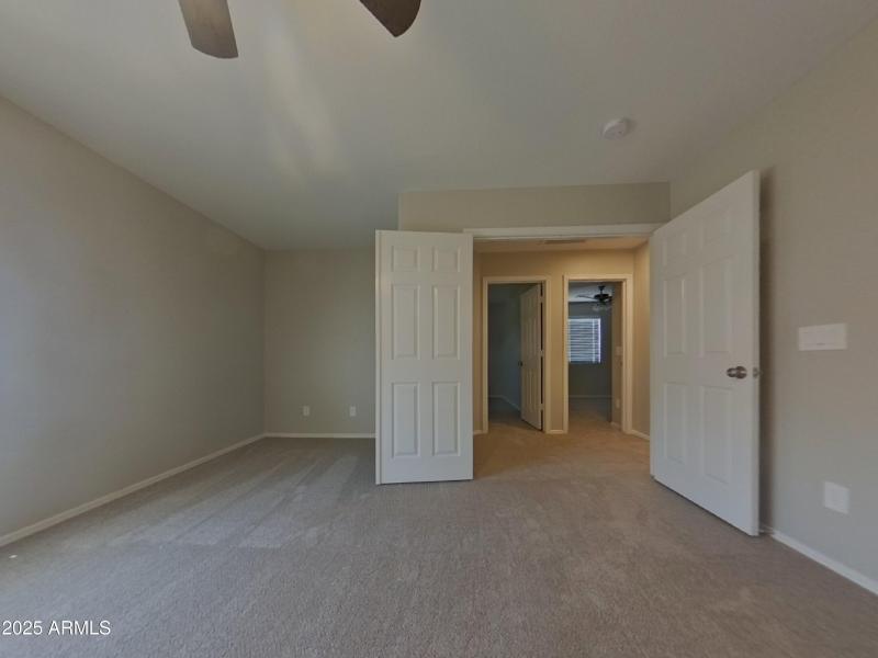 4_pc_HBJDIp5IFK_syAacZzLMZ_layout_0