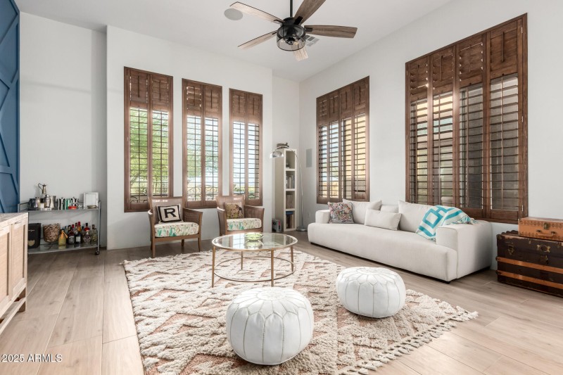 Formal Living Rm & Dining