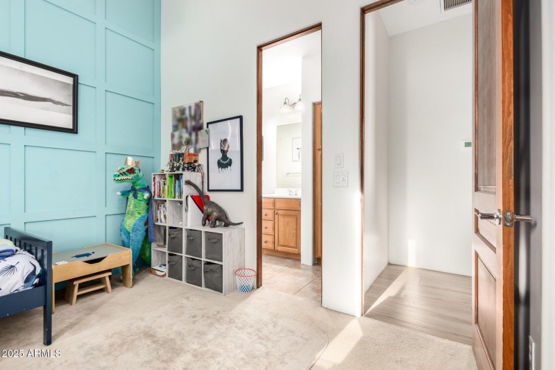 Bedroom 5 w/en suite bath