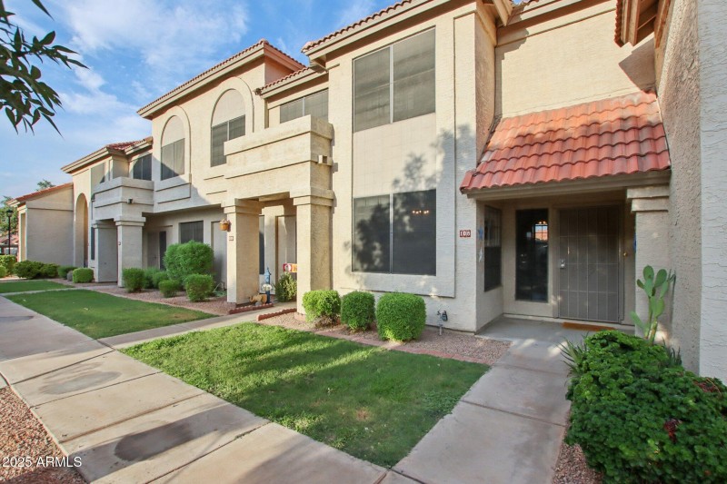 2-web-or-mls-W Monterey St 108-S2008-002