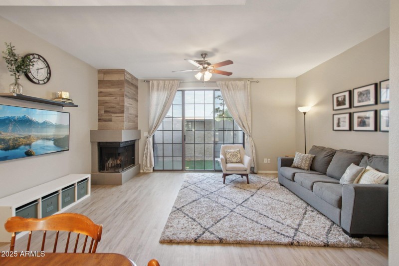 10-web-or-mls-W Monterey St 108-S2008-01