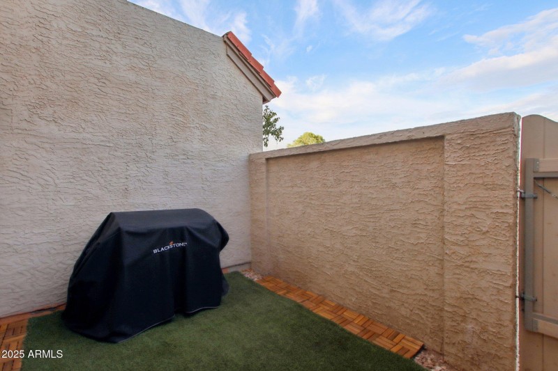 32-web-or-mls-W Monterey St 108-S2008-03