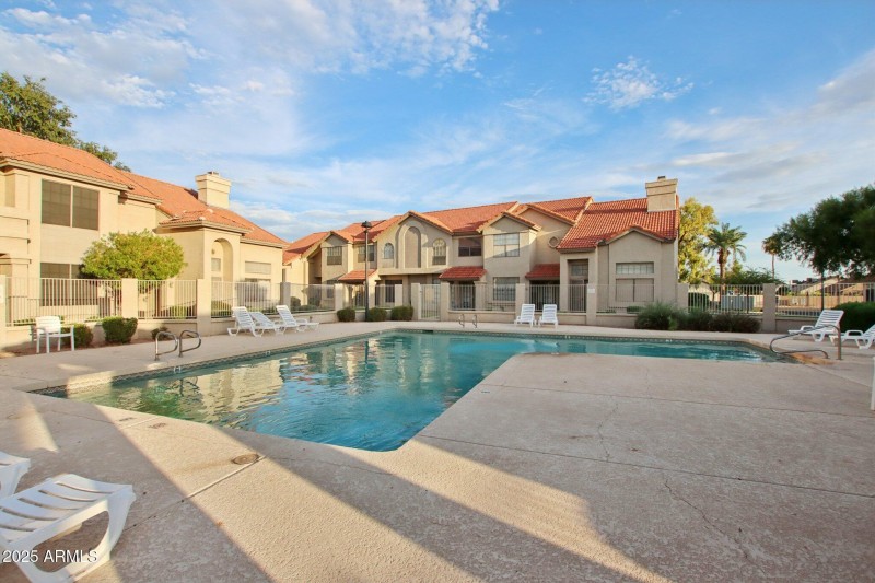 40-web-or-mls-W Monterey St 108-S2008-04