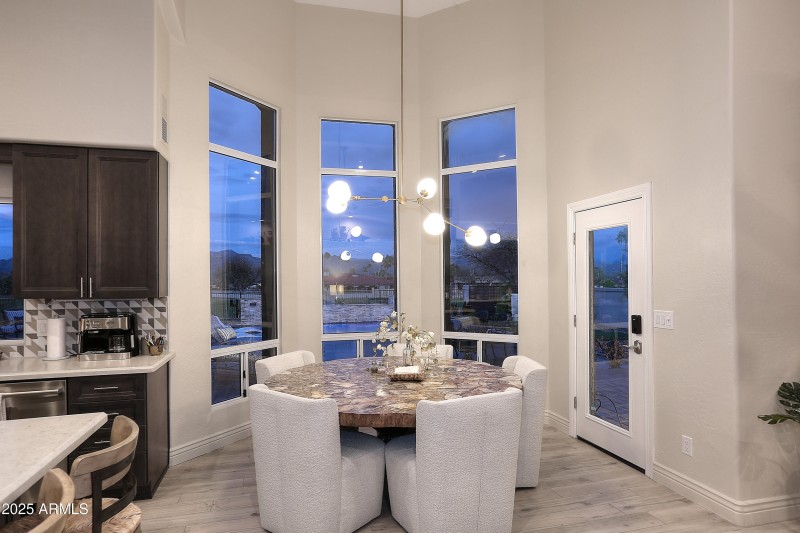 Night-Breakfast Nook