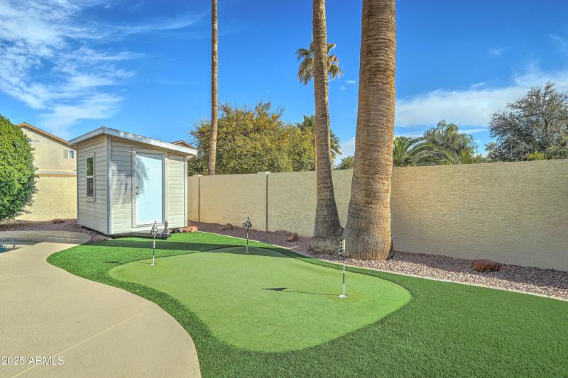 5204 W Geronimo St-31