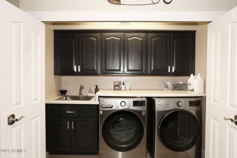 Laundry Room2