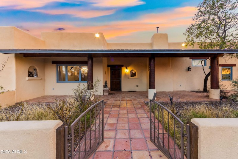 10-web-or-mls-1 Pinto Trail - MLS Images