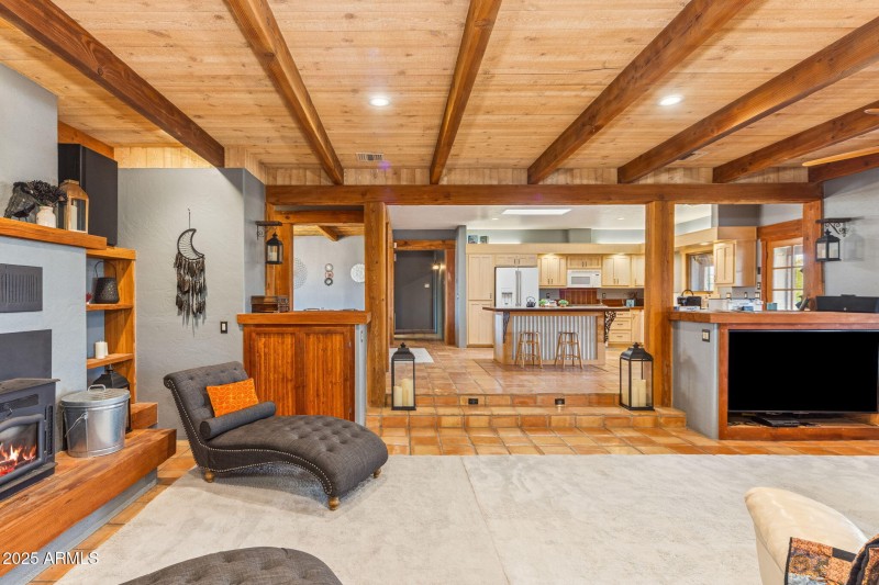 25-web-or-mls-1 Pinto Trail - MLS Images