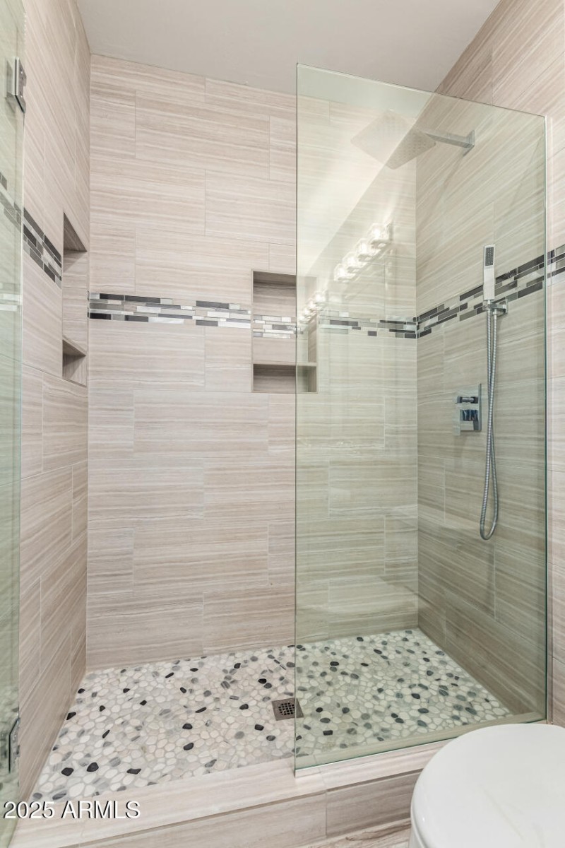 Bathroom 4 (Basement)