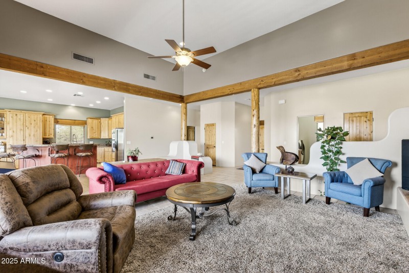 14_14041_E_Bajada_Dr14_mls