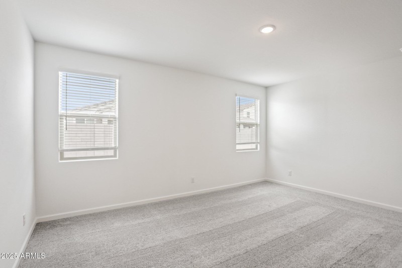 20-web-or-mls-La Senda Dr W-S2008-020