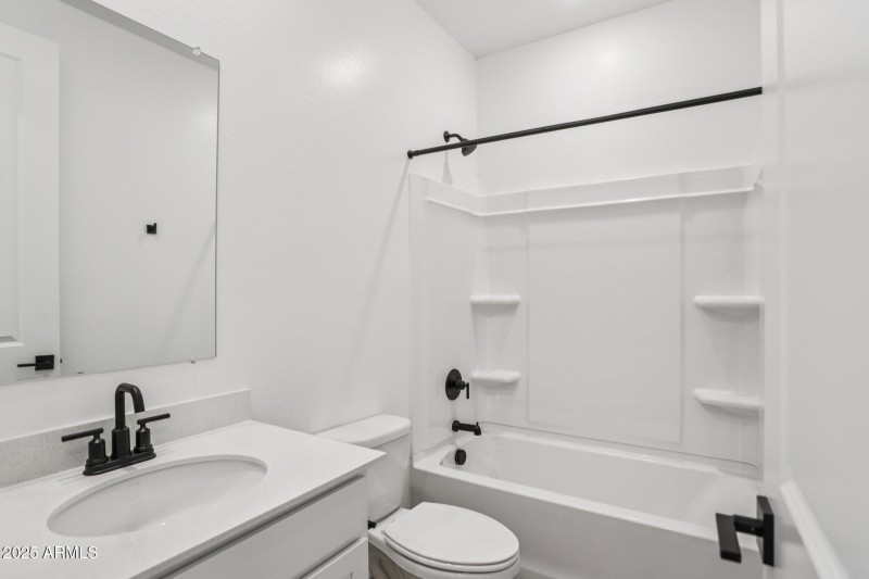 29-web-or-mls-La Senda Dr W-S2008-029