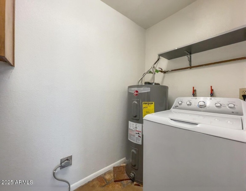 Laundry Room- Washer+H20 Heater