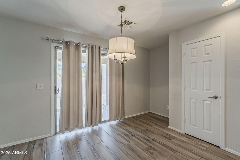 19-web-or-mls-Naomi-19