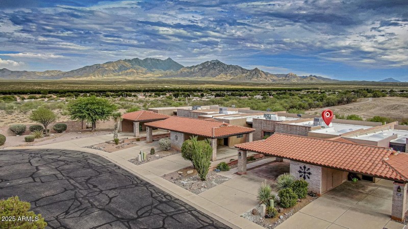 GREAT LOCATION IN ENCANTO ESTATES