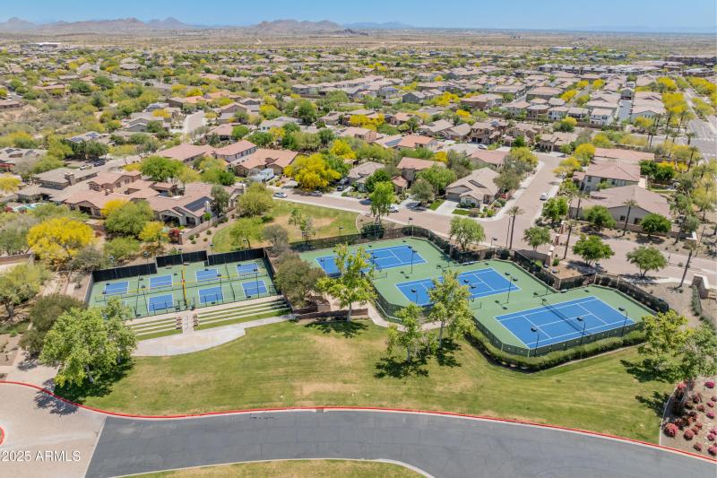 Pickleball and Tennis Courts