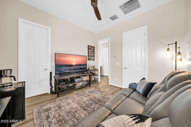 25857 N 104th Dr-32