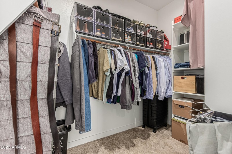 Walk-in Closet