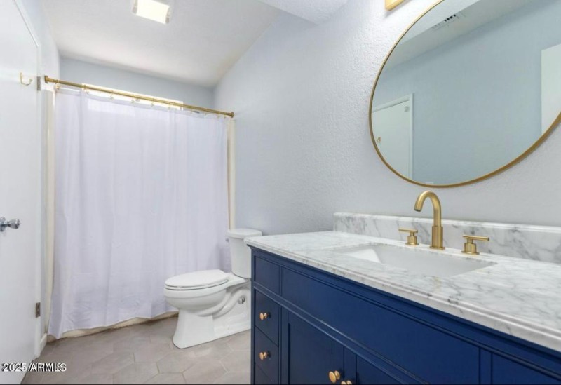 016bef7a-02b9-4c02-9c66-96f79765d0c2