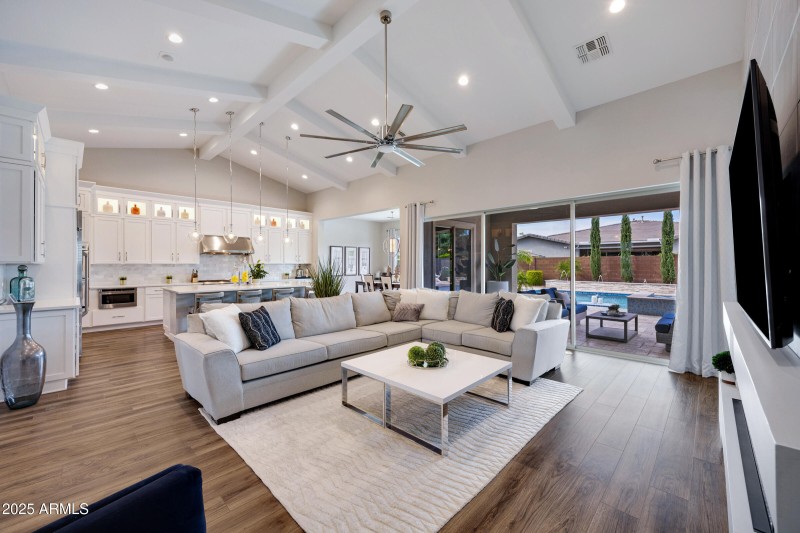 10420 E Trillium Ave-9