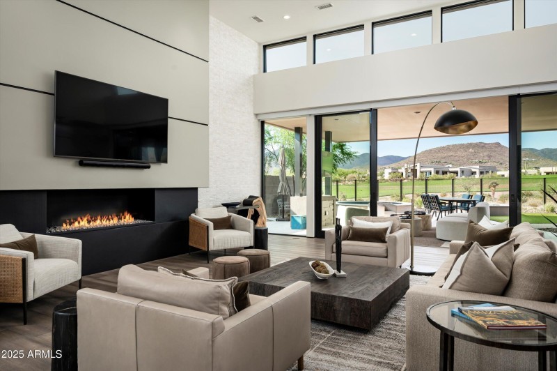 13-37200 N Cave Creek Rd Unit1009-12