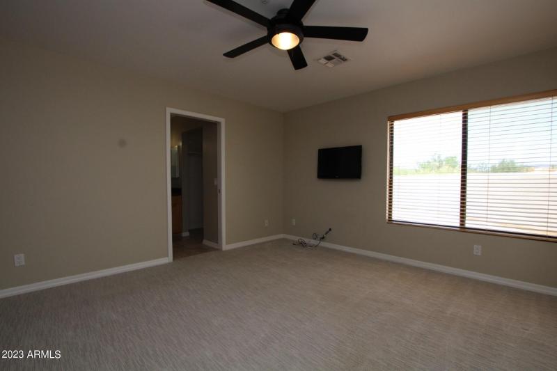 aab8a047-1cc8-4c49-82da-a5cb28612682