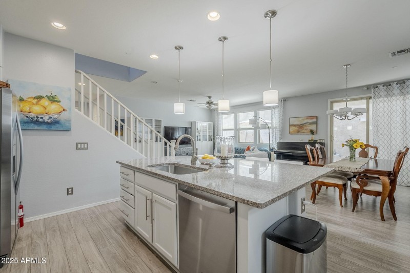 39-web-or-mls-Betty-16