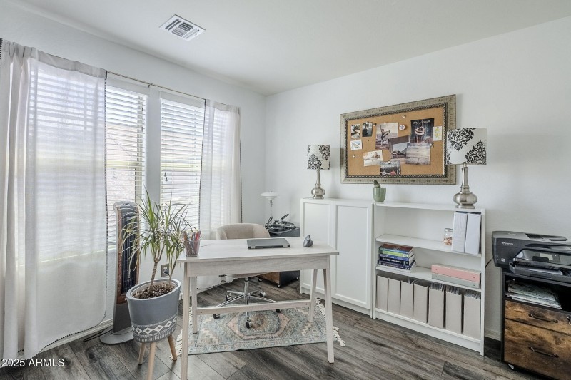 51-web-or-mls-Betty-28