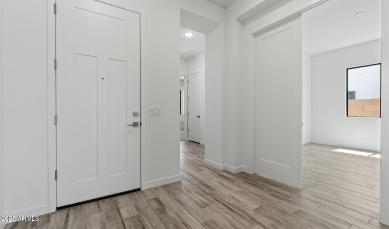 FSVV Lot #22 Foyer (Large)