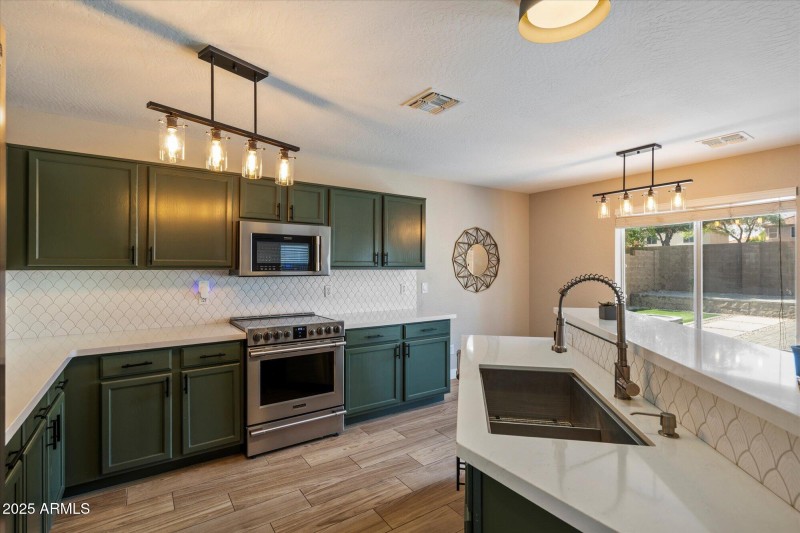 Upgrade Stove & Microwave!!