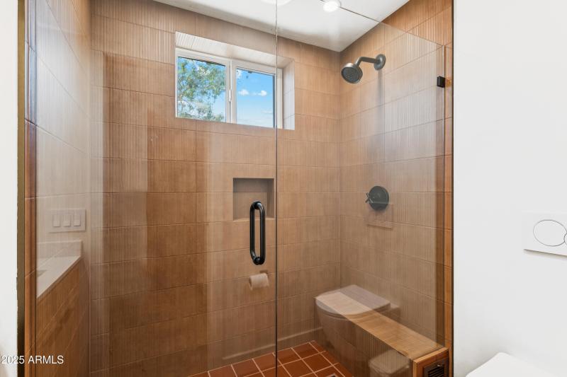 Upstairs primary bathroom