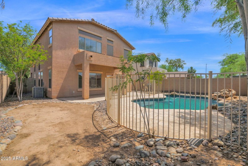 4294 Woodshed - 29Backyard