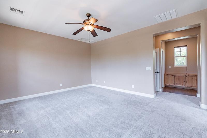 31-web-or-mls-Lakewood-31