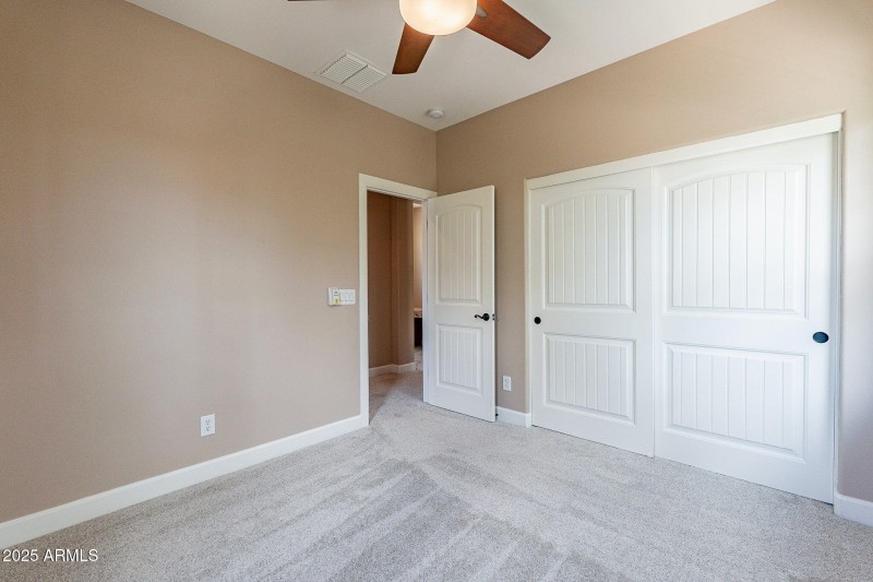 42-web-or-mls-Lakewood-42