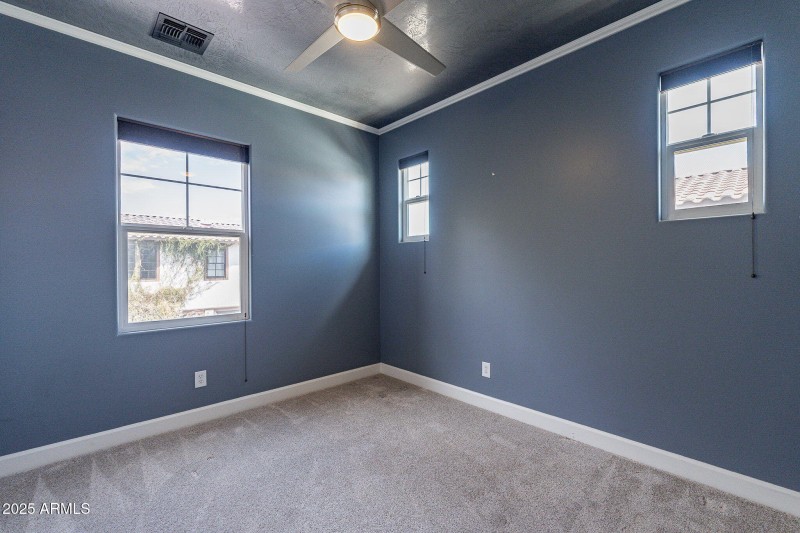 44-web-or-mls-Lakewood-44