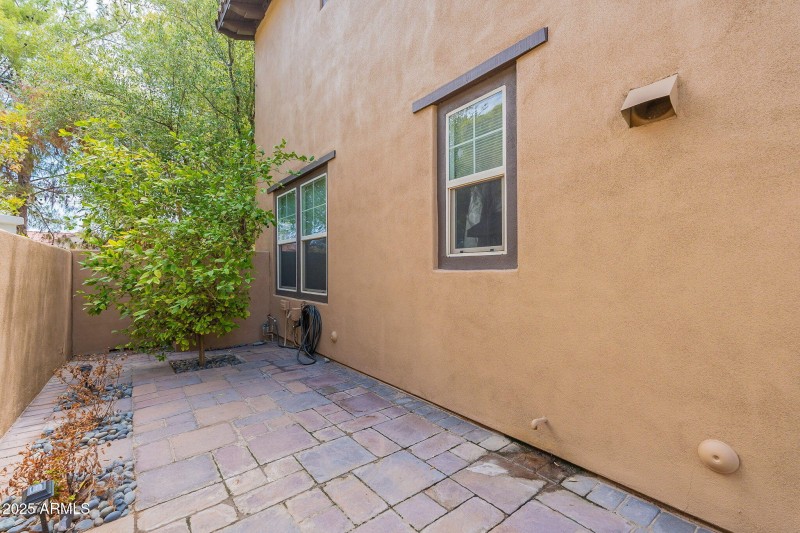 49-web-or-mls-Lakewood-49